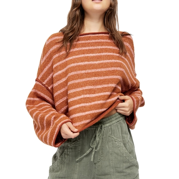🆕🌿FREE PEOPLE SWEATER🌿 - Picture 2 of 8